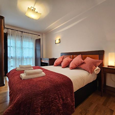 13B01 Apartamento Con Terraza Y Garaje Ribadesella Exteriör bild