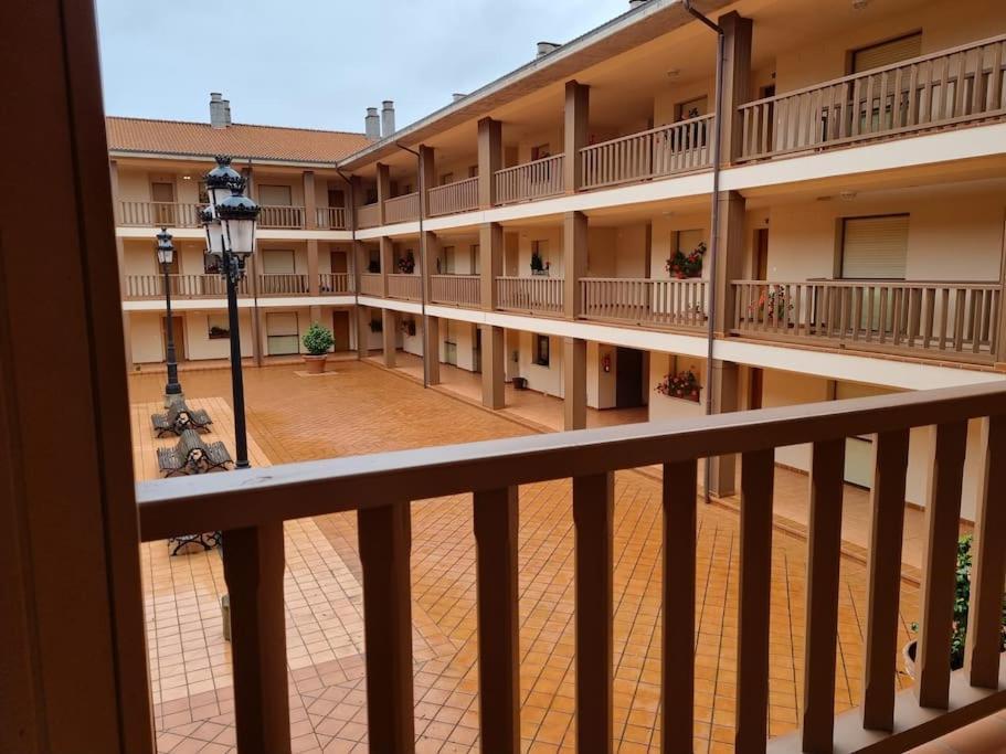 13B01 Apartamento Con Terraza Y Garaje Ribadesella Exteriör bild