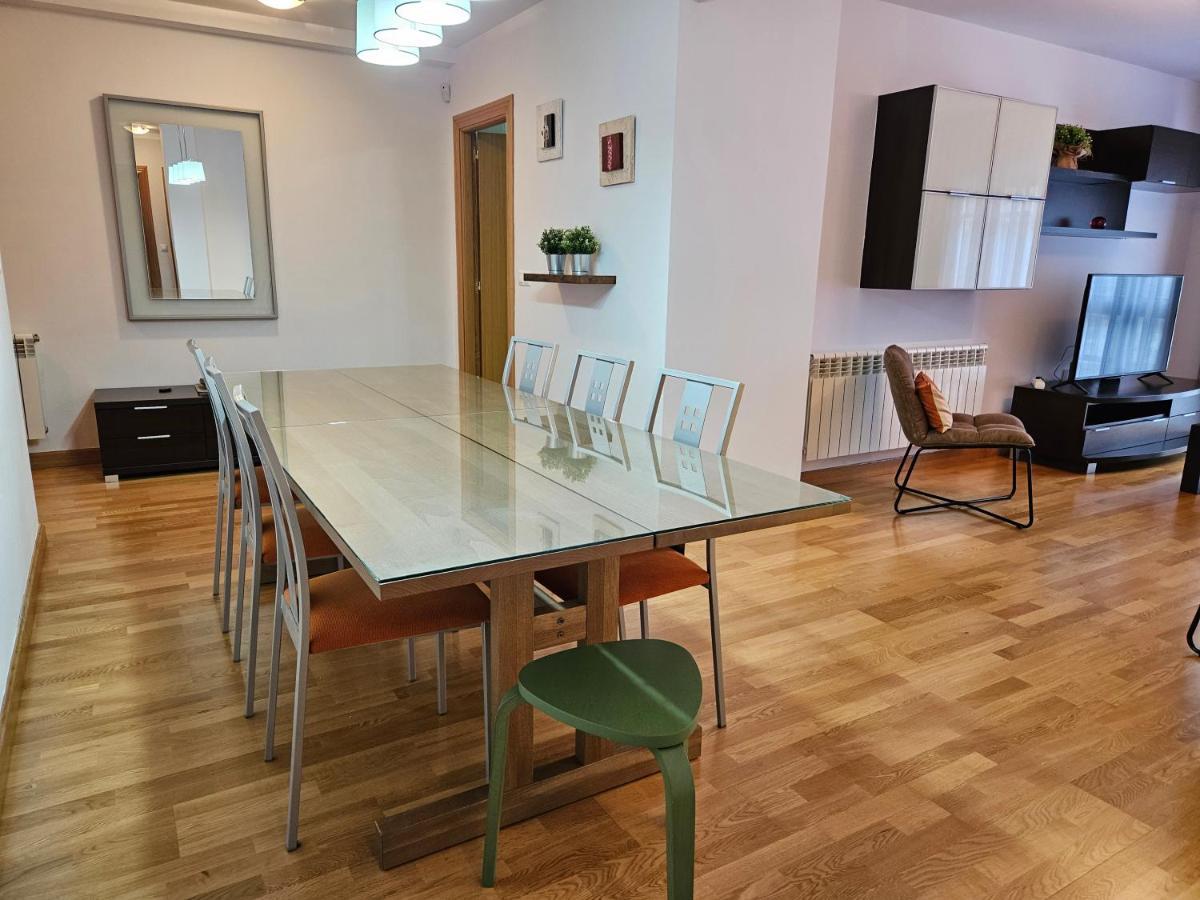 13B01 Apartamento Con Terraza Y Garaje Ribadesella Exteriör bild