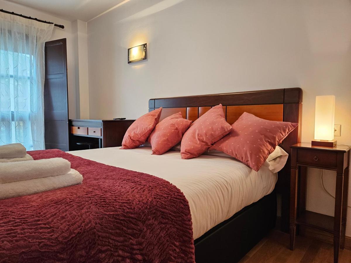 13B01 Apartamento Con Terraza Y Garaje Ribadesella Exteriör bild