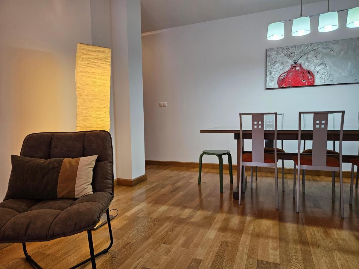 13B01 Apartamento Con Terraza Y Garaje Ribadesella Exteriör bild