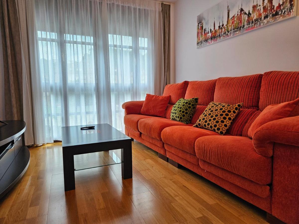 13B01 Apartamento Con Terraza Y Garaje Ribadesella Exteriör bild
