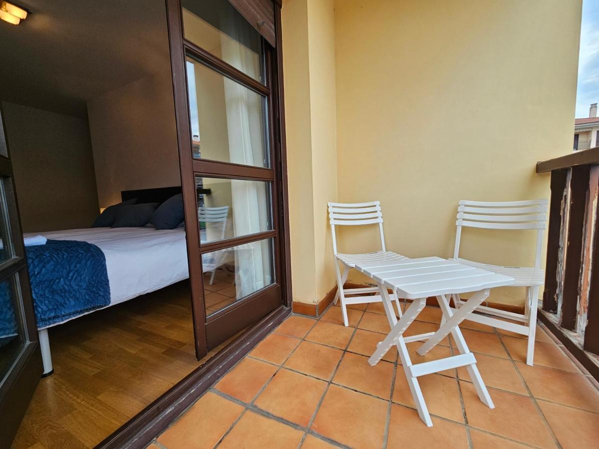 13B01 Apartamento Con Terraza Y Garaje Ribadesella Exteriör bild